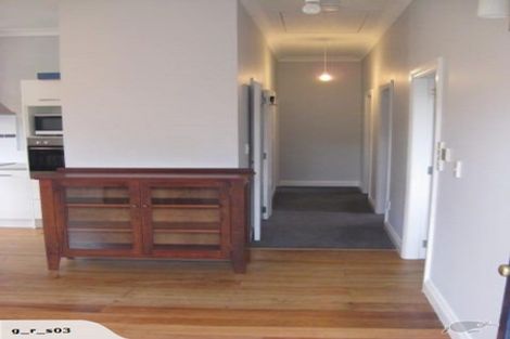 Photo of property in 30 Sutherland Crescent, Melrose, Wellington, 6023