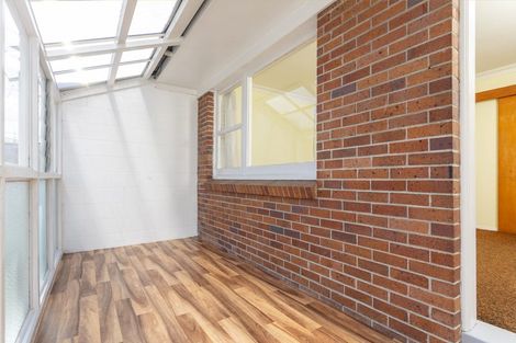 Photo of property in 2/70 Station Road, Papatoetoe, Auckland, 2025