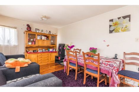 Photo of property in 113 St Georges Road, Avondale, Auckland, 0600