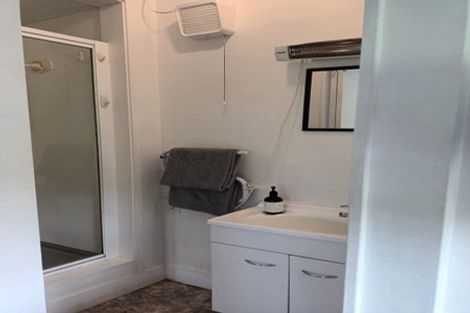 Photo of property in 34 Moana Road, Kelburn, Wellington, 6012