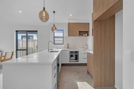 Photo of property in 35 Crossley Avenue, Woodend, 7610