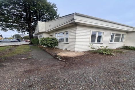 Photo of property in 37 Yaldhurst Road, Sockburn, Christchurch, 8042