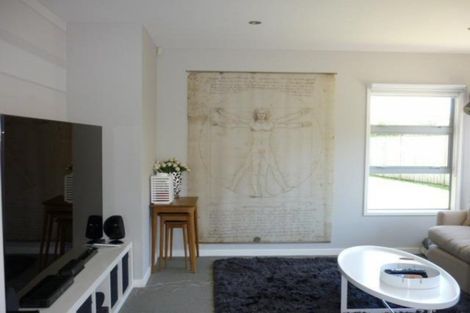 Photo of property in 1 Powercourt Drive, Flat Bush, Auckland, 2019