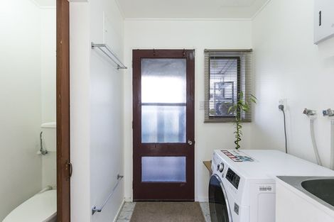 Photo of property in 9/17 Randwick Crescent, Moera, Lower Hutt, 5010