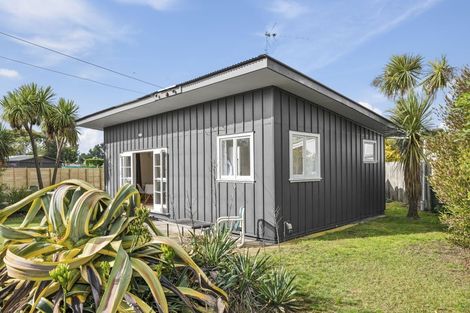 Photo of property in 30 Grierson Avenue, Amberley, 7481