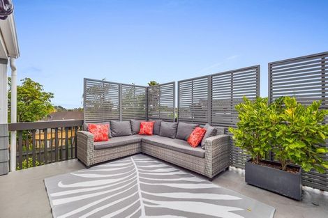 Photo of property in 45 Marendellas Drive, Bucklands Beach, Auckland, 2014