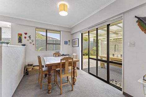 Photo of property in 44 Norfolk Crescent, Otaki Beach, Otaki, 5512