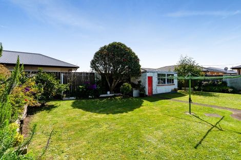 Photo of property in 17 Albion Street, Hawera, 4610