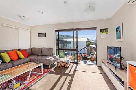 Photo of property in 2c Cashmere Avenue, Khandallah, Wellington, 6035