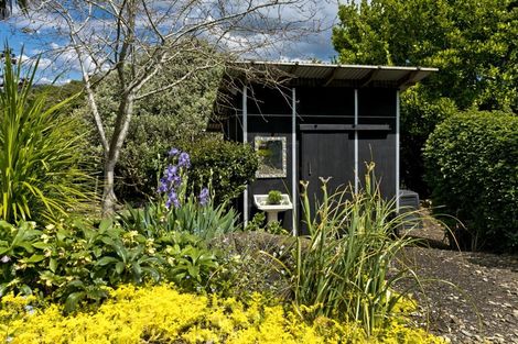 Photo of property in 218 Mcpike Road, Waimauku, 0883