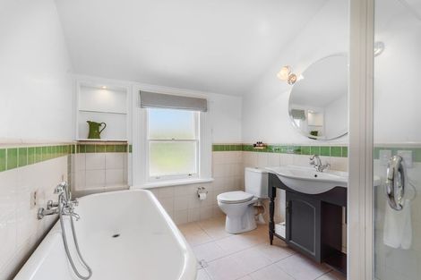 Photo of property in 172 Blighs Road, Strowan, Christchurch, 8052