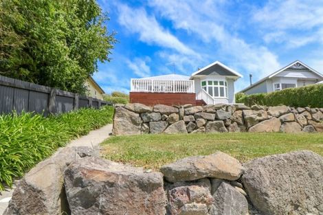 Photo of property in 8 Clifton Terrace, West End, Timaru, 7910