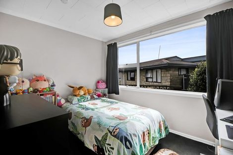 Photo of property in 10 Karaka Street, Inglewood, 4330