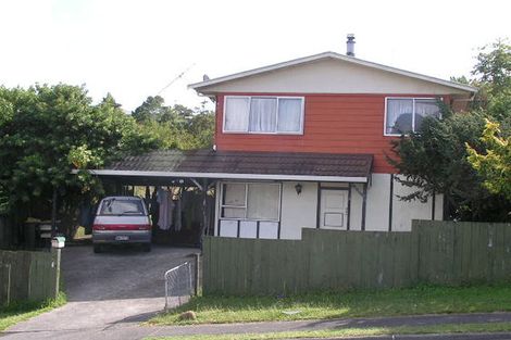 Photo of property in 30 Garton Drive, Massey, Auckland, 0614