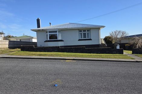 Photo of property in 28 Christie Street, Balclutha, 9230