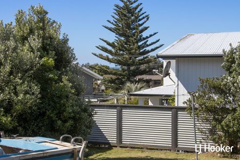 Photo of property in 25 Hanlen Avenue, Waihi Beach, 3611