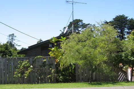 Photo of property in 5/17-19 Aorangi Place, Birkenhead, Auckland, 0626