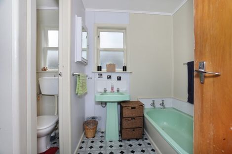 Photo of property in 3 Dalrymple Place, Marton, 4710