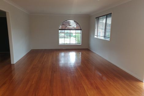 Photo of property in 3 Northcross Drive, Oteha, Auckland, 0632