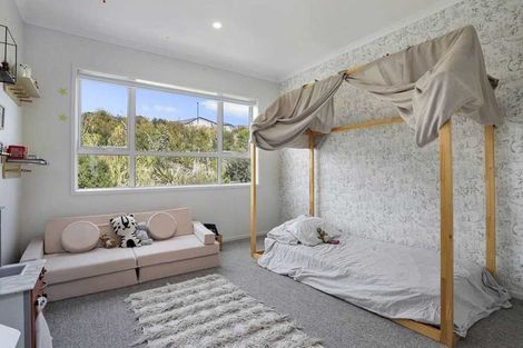 Photo of property in 3 Sanremo Lane, Stanmore Bay, Whangaparaoa, 0932