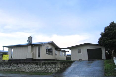 Photo of property in 19 Kingsley Drive, Flaxmere, Hastings, 4120