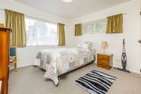 Photo of property in 2/1 West Street, Papakura, 2110