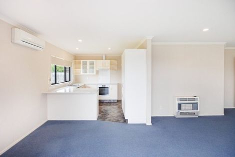 Photo of property in 38 Parnell Heights Drive, Kelvin Grove, Palmerston North, 4414