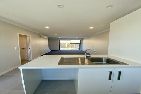 Photo of property in 25a O'meara Street, Swanson, Auckland, 0614