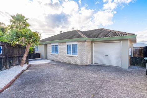 Photo of property in 87 Pooks Road, Ranui, Auckland, 0612
