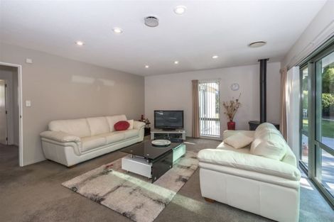 Photo of property in 51 Durrell Way, Rolleston, 7614