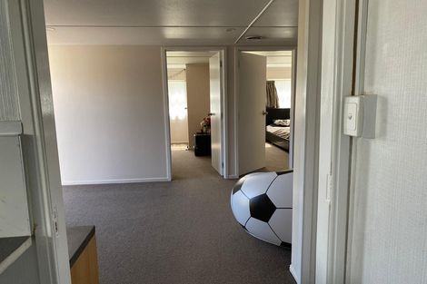 Photo of property in 79 Birdwood Avenue, Papatoetoe, Auckland, 2025