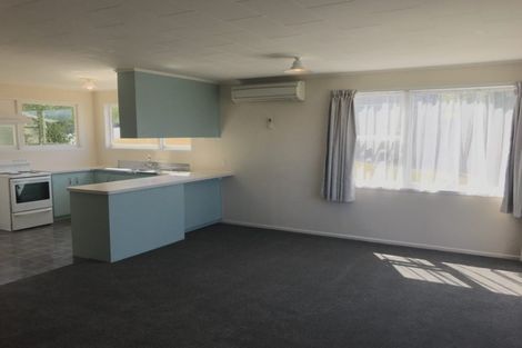 Photo of property in 50b Dowse Drive, Maungaraki, Lower Hutt, 5010