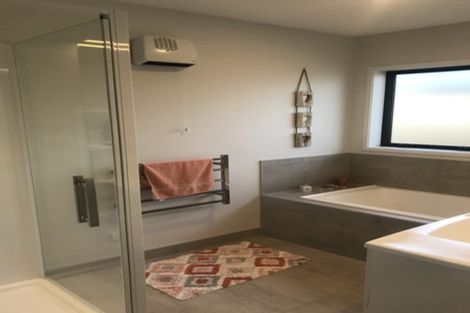 Photo of property in 14 Kuru Place, Papamoa, 3118