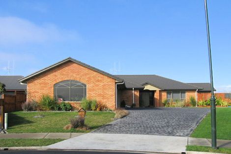 Photo of property in 13 Glengoyne Place, Rototuna, Hamilton, 3210