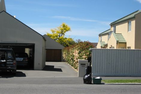 Photo of property in 152a Avonhead Road, Avonhead, Christchurch, 8042