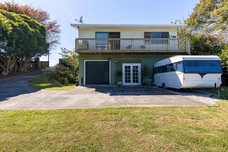 Photo of property in 142 Seaview Road, Westown, New Plymouth, 4310