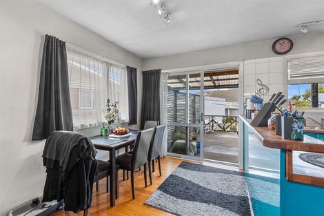 Photo of property in 6 Soberton Street, Aranui, Christchurch, 8061