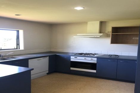 Photo of property in 10 Gerona Crescent, Hillpark, Auckland, 2102