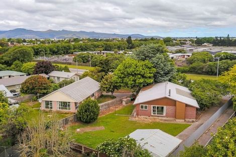 Photo of property in 216 Yaldhurst Road, Avonhead, Christchurch, 8042