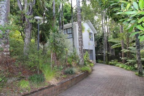 Photo of property in 5 Kaurimu Rise, Titirangi, Auckland, 0604