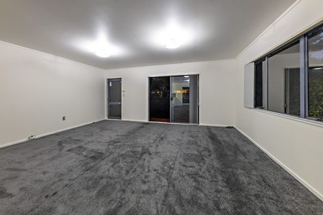 Photo of property in 30a Barneys Farm Road, Clendon Park, Auckland, 2103