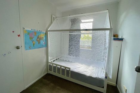 Photo of property in 1/14 Knott Road, Stanmore Bay, Whangaparaoa, 0932