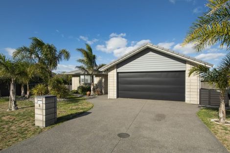 Photo of property in 3 Kamahi Crescent, Papamoa Beach, Papamoa, 3118