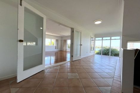 Photo of property in 26 Bucklands Beach Road, Bucklands Beach, Auckland, 2012