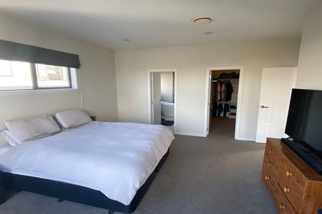 Photo of property in 70 Headland Drive, Long Bay, Auckland, 0630