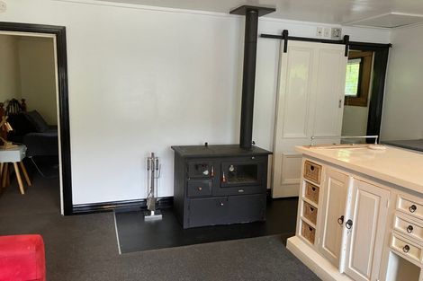 Photo of property in 971 Whitemans Valley Road, Whitemans Valley, Upper Hutt, 5371