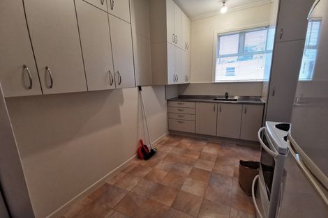 Photo of property in 1/17 Clifton Terrace, Kelburn, Wellington, 6012