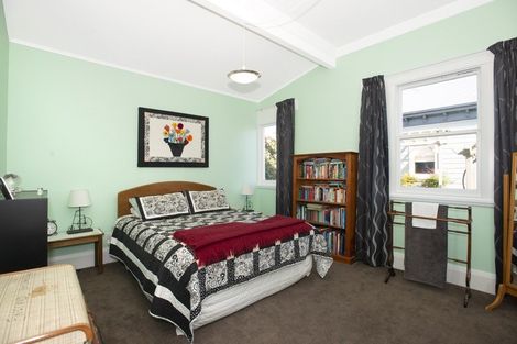 Photo of property in 11 Haronga Road, Inner Kaiti, Gisborne, 4010