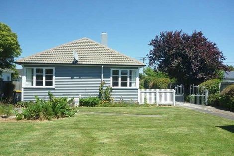Photo of property in 30 Christian Street, Bryndwr, Christchurch, 8053