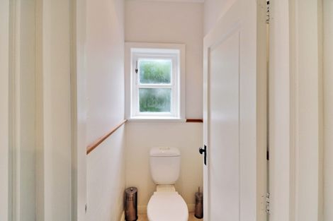 Photo of property in 14 Bell Road, Waiwhetu, Lower Hutt, 5010